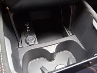 DS Automobiles DS4 PERFORM. LINE+ 1.2 PT 96 kW - náhled 23