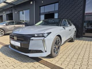 DS Automobiles DS N�4 N�4 JULES VERNE HYBRID 145