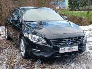 Volvo V60 2.0 D2 MOMENTUM 1.maj.