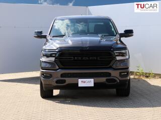 RAM 1500 Laramie Night Edition 5.7 V8 
