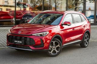 MG ZS 1.5 MT ELEGANCE