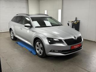 koda Superb 2.0 TDi R NAVI CARPLAY tan