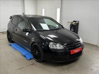Volkswagen Golf 3.2 V6 4Motion R32