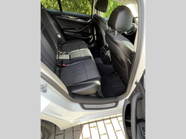 BMW Řada 5 (2018) 520d, xDrive, Sport Line - náhled 17