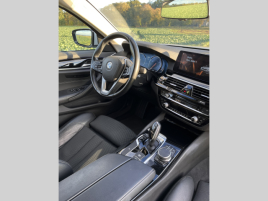 BMW Řada 5 (2018) 520d, xDrive, Sport Line - náhled 16