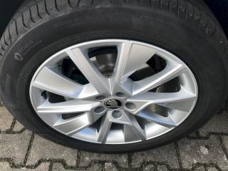 Škoda Kamiq (2024) Style 1,0 TSI - náhled 24