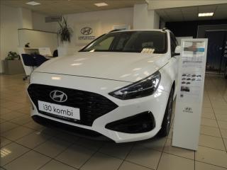 Hyundai i30 1.5 GO Czech! AK�N� CENA