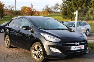 Hyundai i30 1.6 CRDi  koup. R, kamera