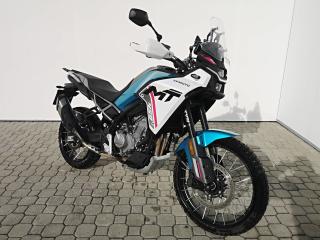 CFMOTO 450MT-R