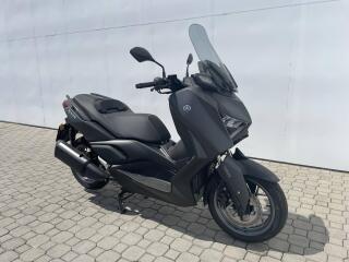 Yamaha XMAX 300