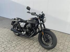 Moto Guzzi V9 Bobber Special Edition