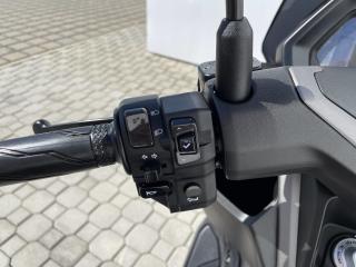 Yamaha (2025) NMAX 125 Tech Max EU5+ - náhled 9