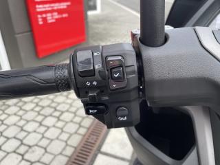 Yamaha (2025) NMAX 125 Tech Max EU5+ - náhled 10