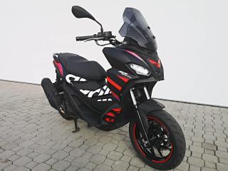 Aprilia SR GT 200 Replica