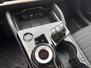 Kia Sportage 1.6 T-GDi MHEV DCT AWD TOP Evo - náhled 24