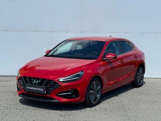 Hyundai i30 1.5 T-GDI MHEV Family Smart AT