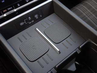 Hyundai Santa Fe 1.6 T-GDi PHEV 4WD Comfort - náhled 20