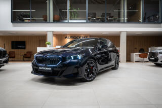 BMW 540xd M-SPORT NEZ�VISL� PANO 