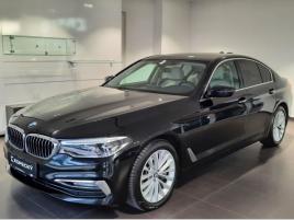 BMW 540i xDrive Luxury Line SEDAN