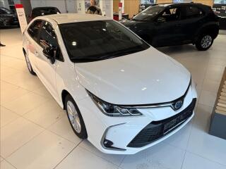 Toyota Corolla 1.8   SD Comfort Tech HEV