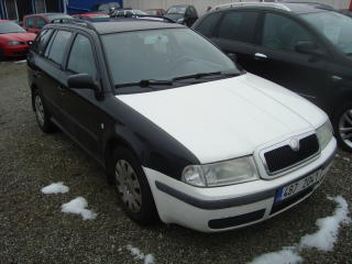 Škoda Octavia (2007) 1.9TDI TOUR - náhled 2