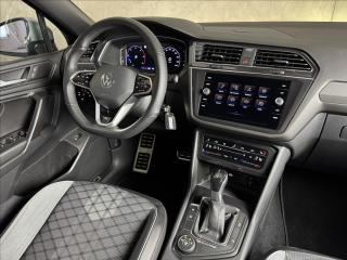 Volkswagen Tiguan Allspace 2,0 TDi  DSG 4x4 R-Line Matrix - náhled 20