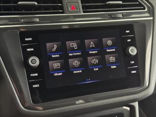 Volkswagen Tiguan Allspace 2,0 TDi  DSG 4x4 R-Line Matrix - náhled 31