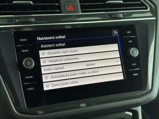 Volkswagen Tiguan Allspace 2,0 TDi  DSG 4x4 R-Line Matrix - náhled 34