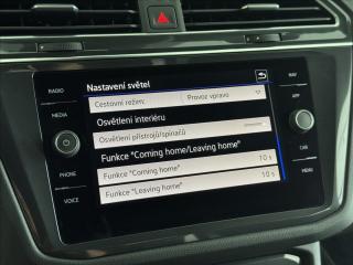 Volkswagen Tiguan Allspace 2,0 TDi  DSG 4x4 R-Line Matrix - náhled 35