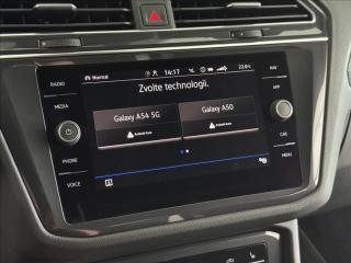 Volkswagen Tiguan Allspace 2,0 TDi  DSG 4x4 R-Line Matrix - náhled 37