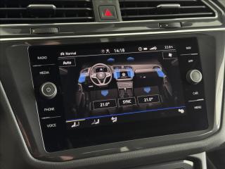 Volkswagen Tiguan Allspace 2,0 TDi  DSG 4x4 R-Line Matrix - náhled 40