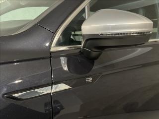 Volkswagen Tiguan Allspace 2,0 TDi  DSG 4x4 R-Line Matrix - náhled 7