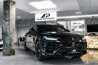 Lamborghini Urus B&O/23"/AKRAPOVIC/MASSAGE/TOW