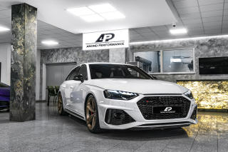 Audi RS 4 CompetitionPLUS/KARBON/MMI/HUD