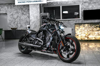 Harley-Davidson VRSCF V-Rod Muscle CUSTOM �PRAVA