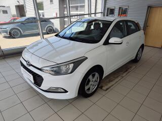 Hyundai i20 1.2i 55kW, DPH, �R, AC