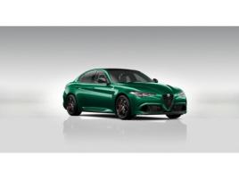 Alfa Romeo Giulia 2.9 V6 BiTurbo 520k QV Carbon