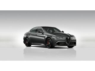 Alfa Romeo Giulia 2.9 V6 BiTurbo 520k QV Carbon