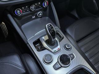 Alfa Romeo Stelvio (2022) 2.2 JTDm 210k AT8 ZF Q4 4x4 Ve - náhled 16