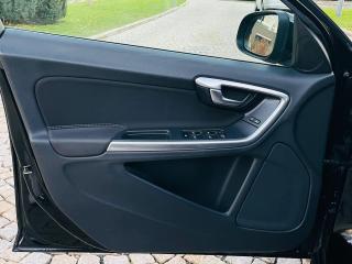 Volvo V60 2.0D3 5VÁLEC MANUÁL LED VÝHŘEV - náhled 27