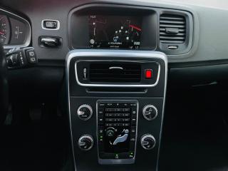 Volvo V60 2.0D3 5VÁLEC MANUÁL LED VÝHŘEV - náhled 31