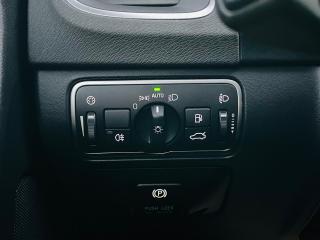 Volvo V60 2.0D3 5VÁLEC MANUÁL LED VÝHŘEV - náhled 36