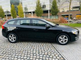 Volvo V60 2.0D3 5VÁLEC MANUÁL LED VÝHŘEV - náhled 8