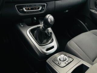 Renault Grand Scénic 1.5dCi MANUÁL TAŽNÉ SERVISKA - náhled 35