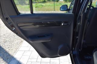 Suzuki Swift 1,3 i 67KW • 4X4 • PO SERVISE - náhled 25