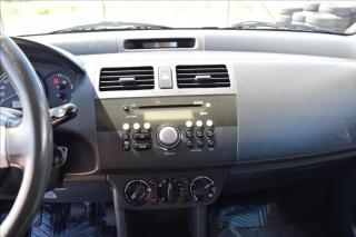 Suzuki Swift 1,3 i 67KW • 4X4 • PO SERVISE - náhled 36