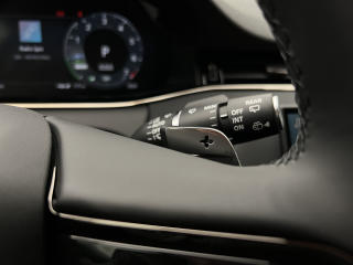Land Rover Range Rover Evoque (2025) P270e DYNAMIC SE AWD Aut - náhled 24
