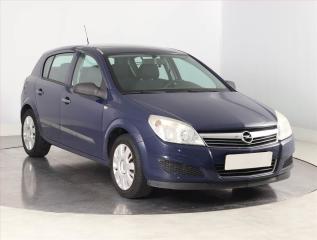 Opel Astra 1.9 CDTI, nov STK, rezervace