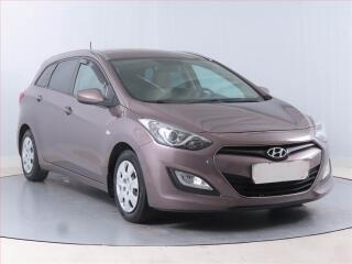 Hyundai i30 Trikolor 1.6 GDI, Serv.kniha
