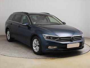 Volkswagen Passat Elegance 2.0 TDI, Automat